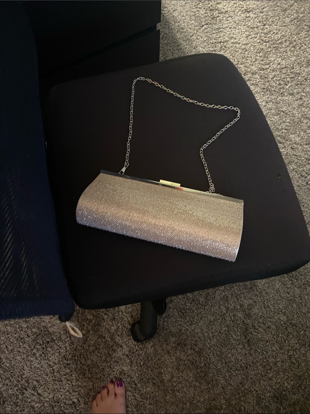 Source Unknown Silver Glitter Chain Clutch